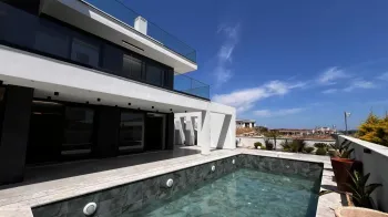 Ultra-luxury Cesme villa with elevator and private pool